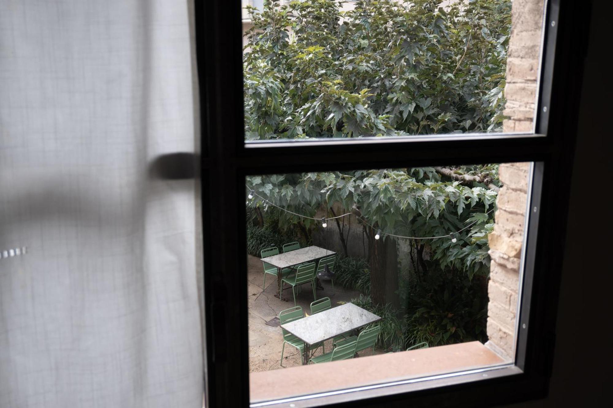 Flora Bed and Breakfast Μπανιόλες Εξωτερικό φωτογραφία