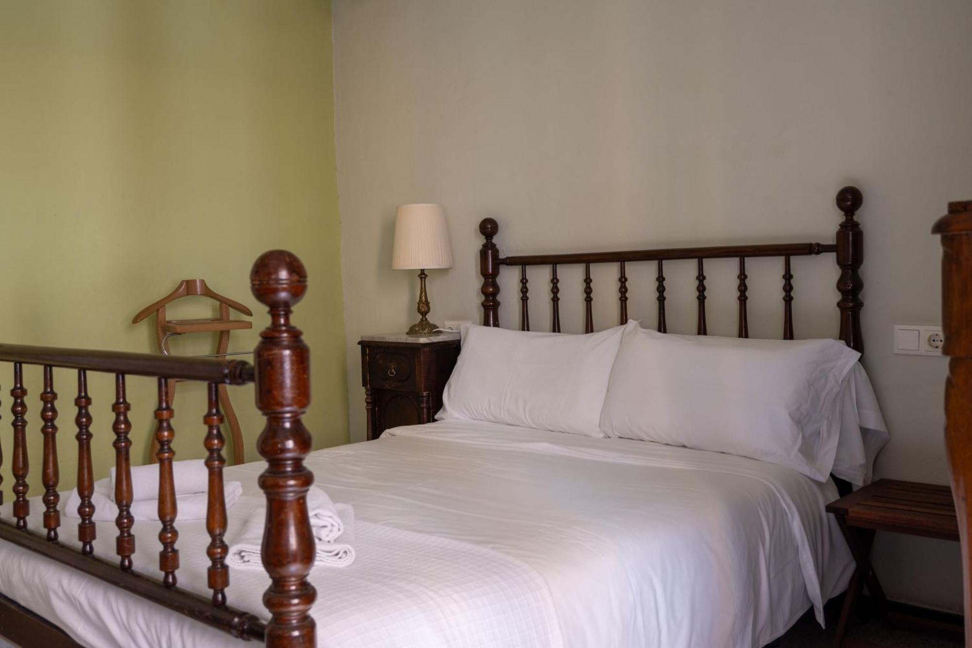 Flora Bed and Breakfast Μπανιόλες Εξωτερικό φωτογραφία